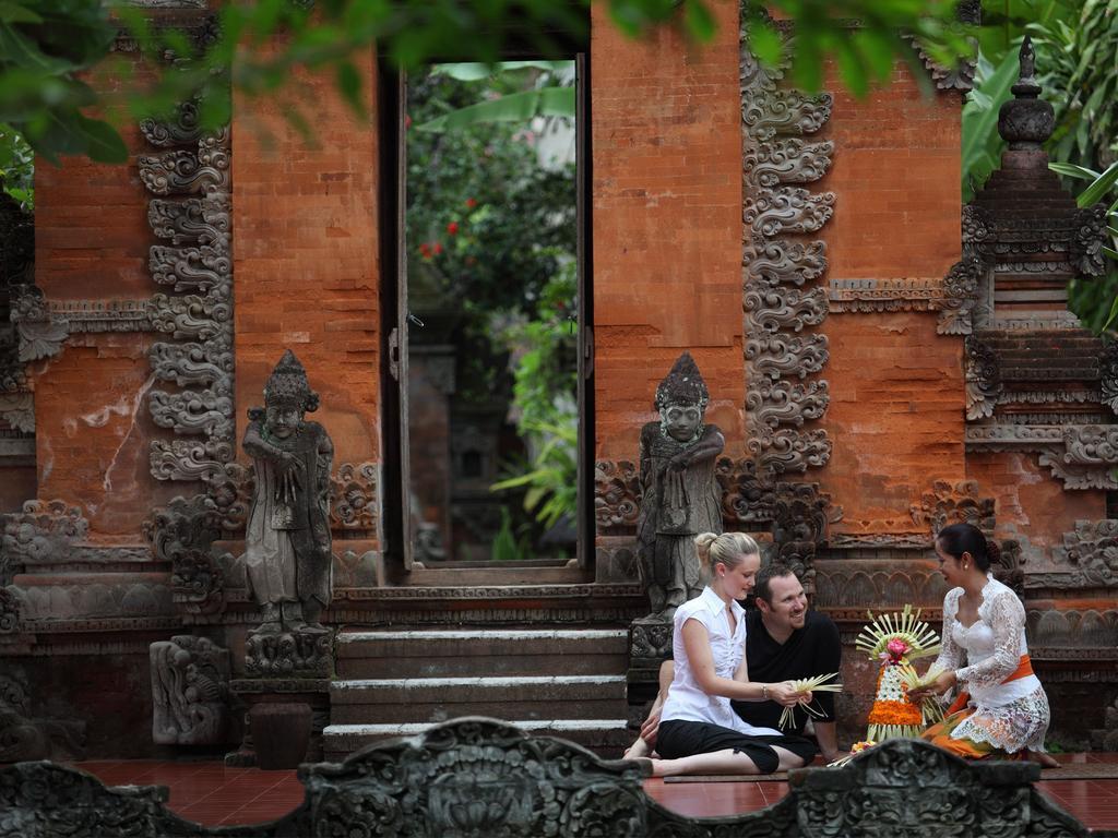 Griya Santrian A Beach Resort Sanur  Exterior photo